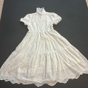 End of summer beauty!!! Looking for the perfect white dress?